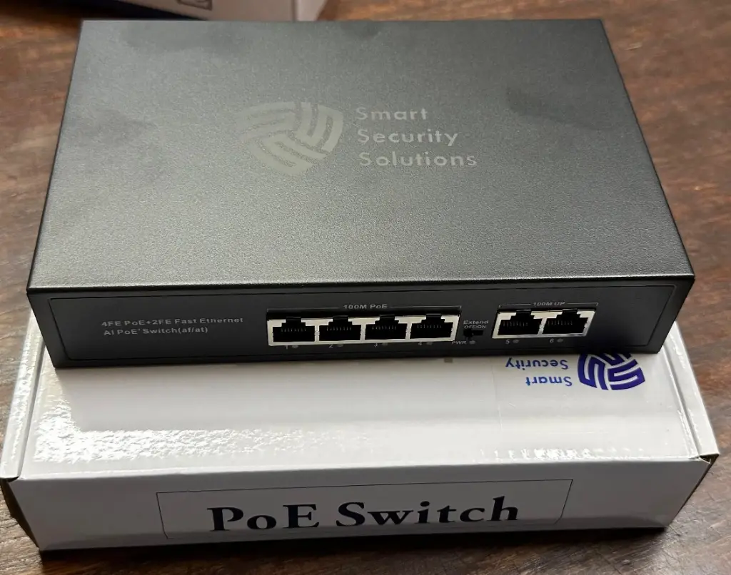 SSS AP0420-1 | 4+2 POE SWITCH